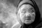 母亲的存折让他改过自新