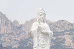 谁人束汝