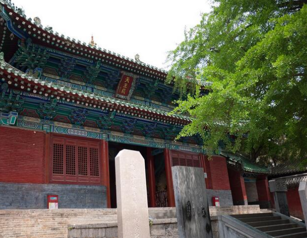 到寺院佛殿拜佛应注意什么?